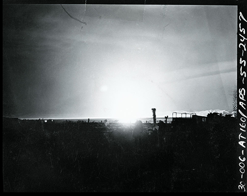 100 SUNS: MOTH/2 Kilotons/Nevada/1955